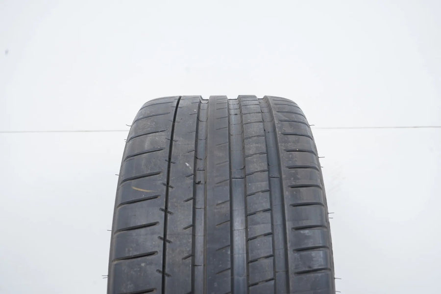 1x Michelin summer tire 255 35 19 inch DOT21 MO approx. 7mm tread depth