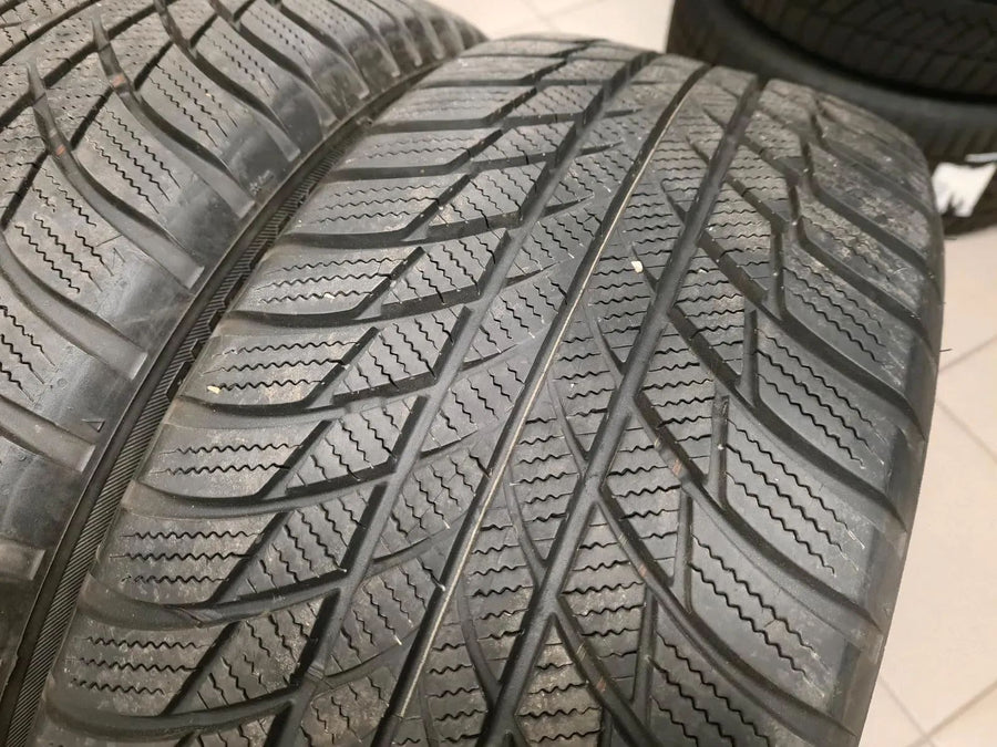 Mercedes A-Klasse W177 B-Klasse W247 CLA C118 18 Zoll AMG Alufelgen Winterreifen