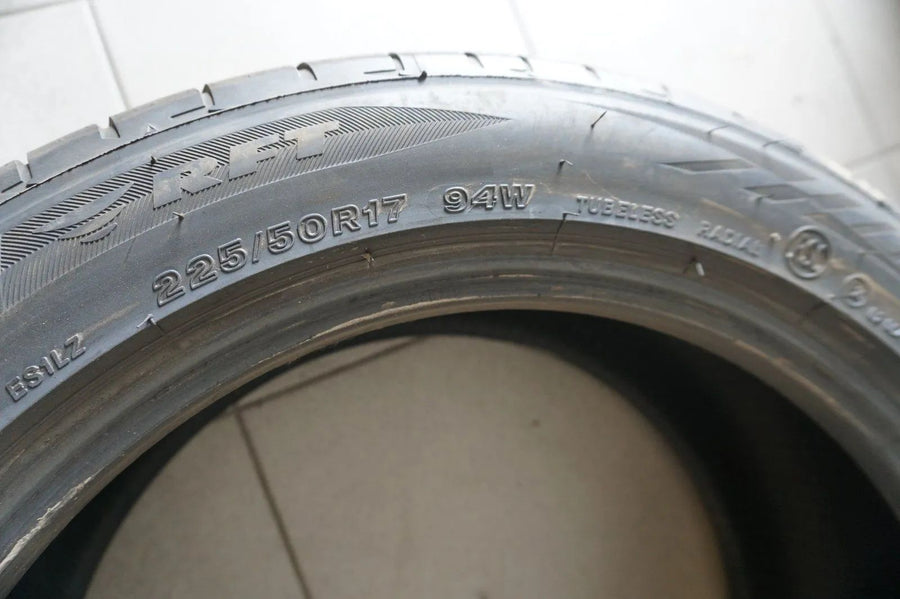 1 X 225 50 R17 94W Sommerreifen Bridgestone Potenza S001 * RSC RFT 2017 7mm