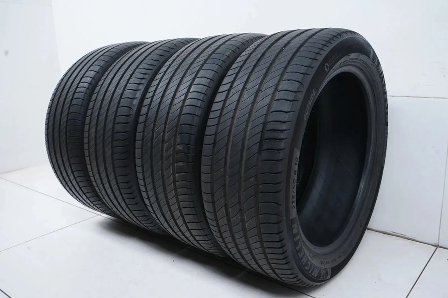 4 x Summer tires Michelin 235 50 19 inch DOT22 approx. 5mm
