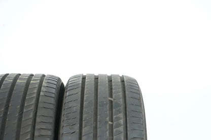 2 x Pneus été Michelin 235 55 19 pouces DOT22 env. 5mm AO