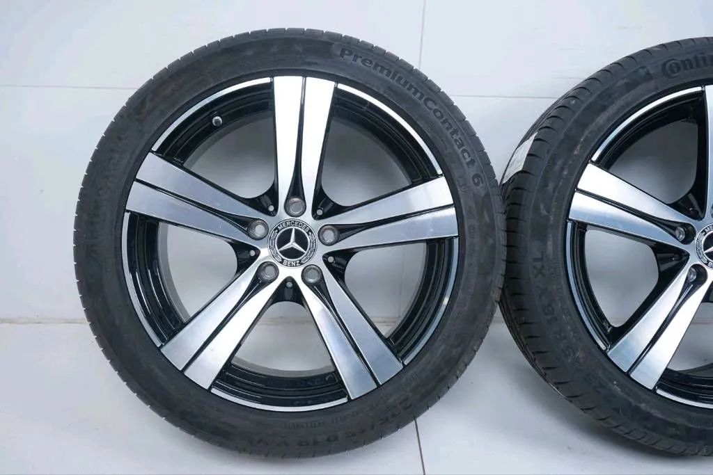 Jantes alliage d'origine Mercedes Classe C W206 S206 18 pouces avec pneus été Detailansicht 2