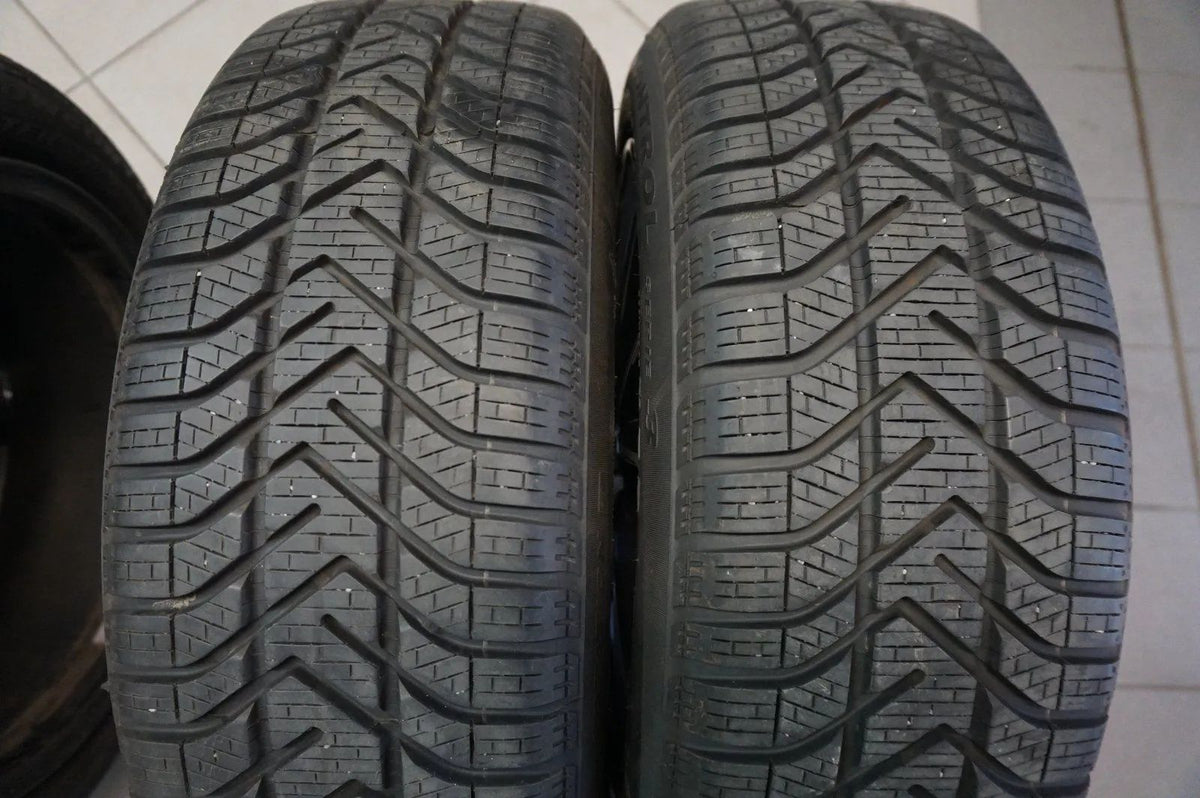 Original BMW 1er F40 2er F44 Alufelgen Winterräder Winterreifen 195 55 R17 7mm Detailansicht 11