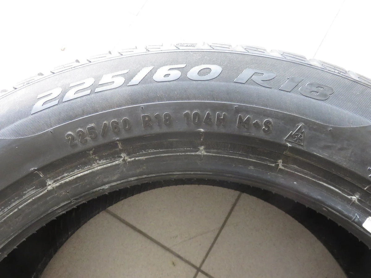 1 X 225 60 R18 104H Winterreifen Pirelli SottoZero 3* RSC RunFlat 2016 7,5mm Detailansicht 4