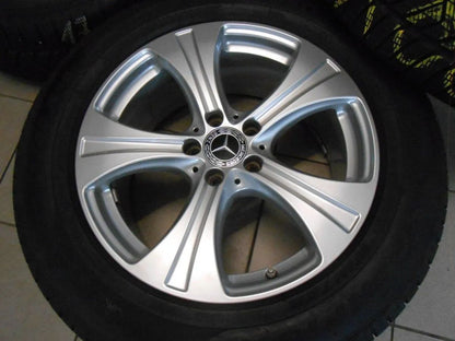 Roues d'hiver d'origine Mercedes GLC X253 C253 Pneus d'hiver 235 60 R18 pouces 6mm