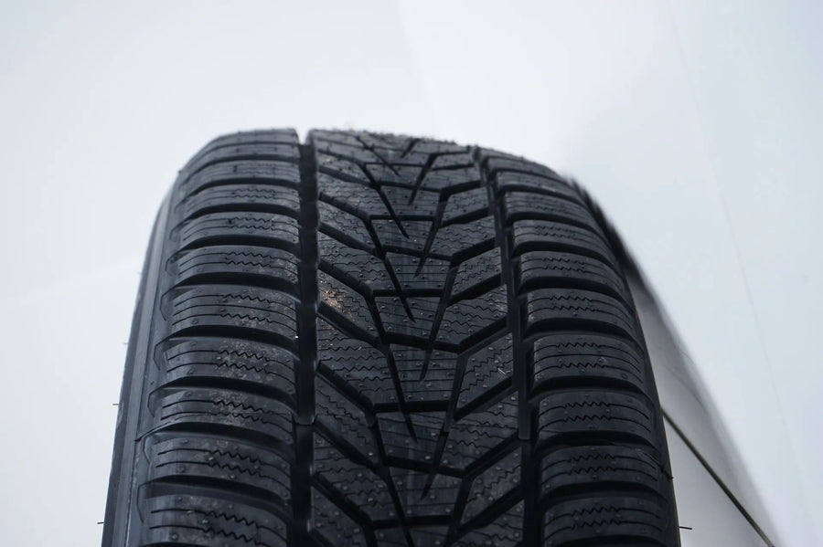 NEW BMW 5 Series G60 G61 Winter Tires Winter Wheels 225 55 18 inch