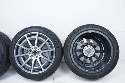 Mercedes C43 AMG W206 zimní pneumatiky zimní kola 235 45 18 palců