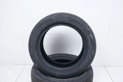 2 pneus été de démonstration Pirelli DOT23 MO 235/55/18 pouces