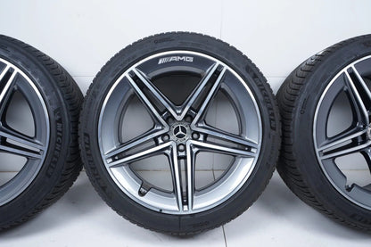 Pneus hiver et jantes hiver 20 pouces pour Mercedes AMG GT X290 W290 (4 portes)