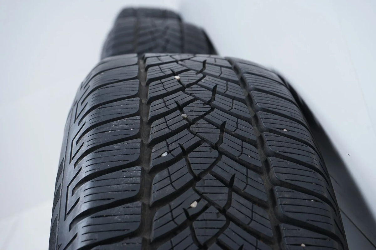 Allwetterräder mit neuen Allwetterreifen 235 65 17 Zoll 5x108 unbekannt