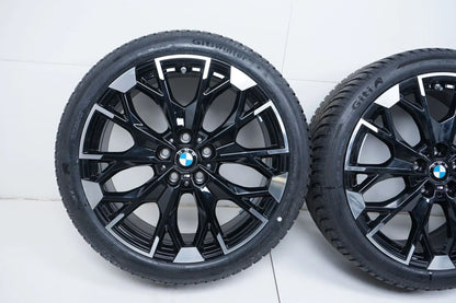 Like new BMW 1 Series F70 winter tires/wheels 225/40/19 inch 977M