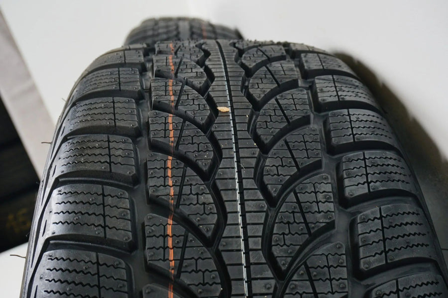 Pneus hiver 215/45/20 pouces pour BMW i8 L12/L15 neuves