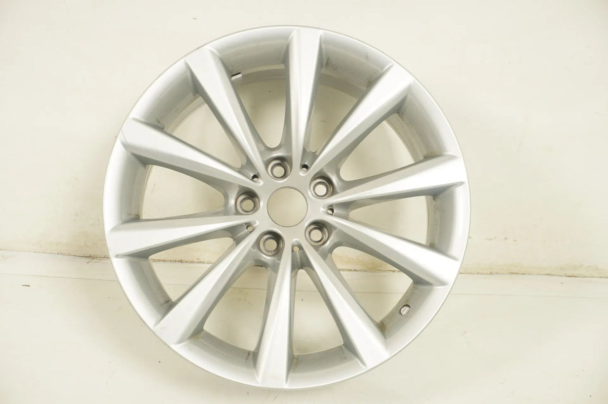 1 x BMW řady 5 G30 řady 6 GT řady 7 G11 G32 hliníkový disk 18 palců 642 6867338 8J Detailní zobrazení 2