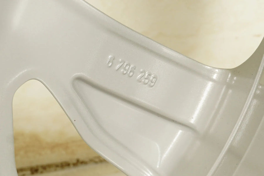 1 x originální hliníkový disk BMW řady 3 F30 F31 F36 19 palců 389 6796259 8,5J