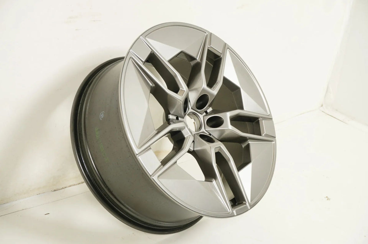 1 x Original BMW IX iX20 Alloy Wheel 20 Inch 8.5J 5A02653 Detailansicht 2