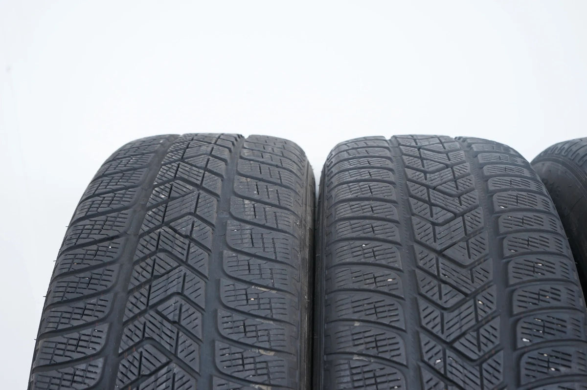 4 x Winterreifen Pirelli 235 60 18 Zoll DOT20 ca.5mm MO Detailansicht 4