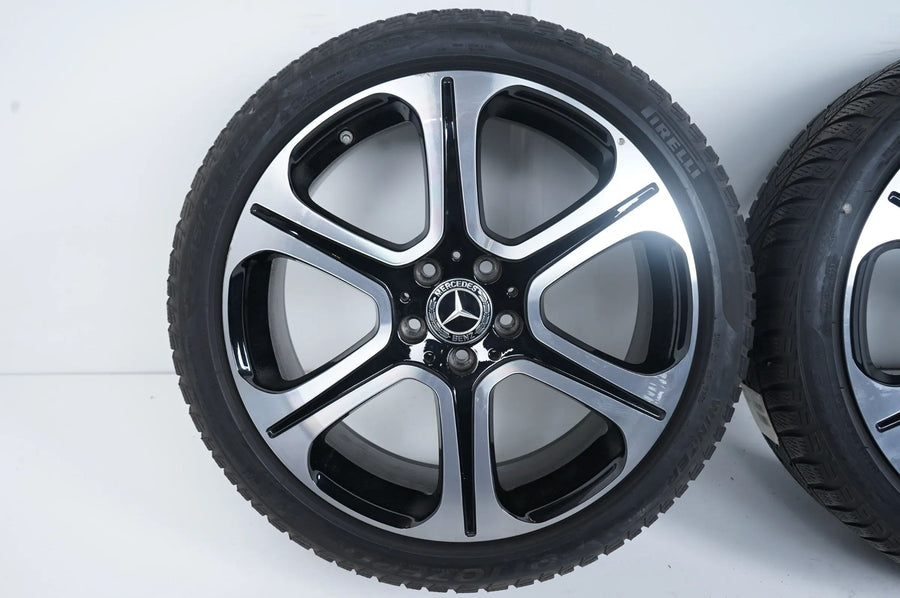 Mercedes Classe E W213 Jantes hiver Pneus hiver 245 40 19 pouces