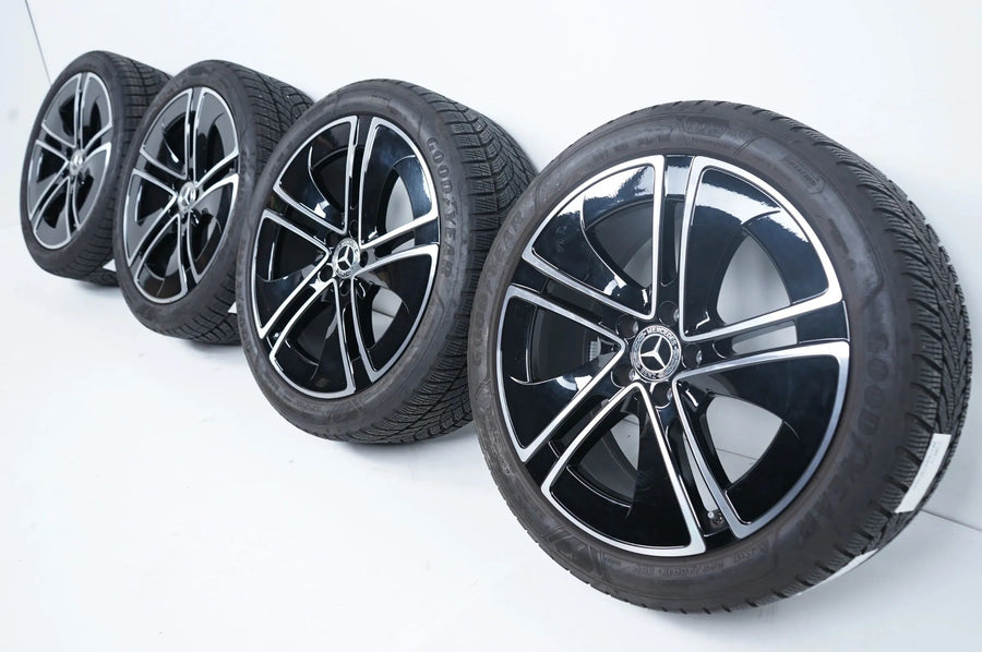Pneus/jantes hiver 245/40/19 pouces pour Mercedes Classe CLE W236
