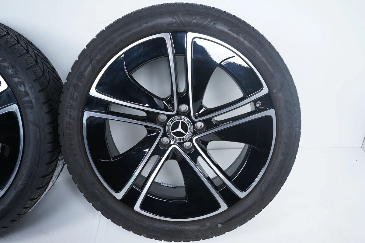 Pneus/jantes hiver 245/40/19 pouces pour Mercedes Classe CLE W236 Detailansicht 6