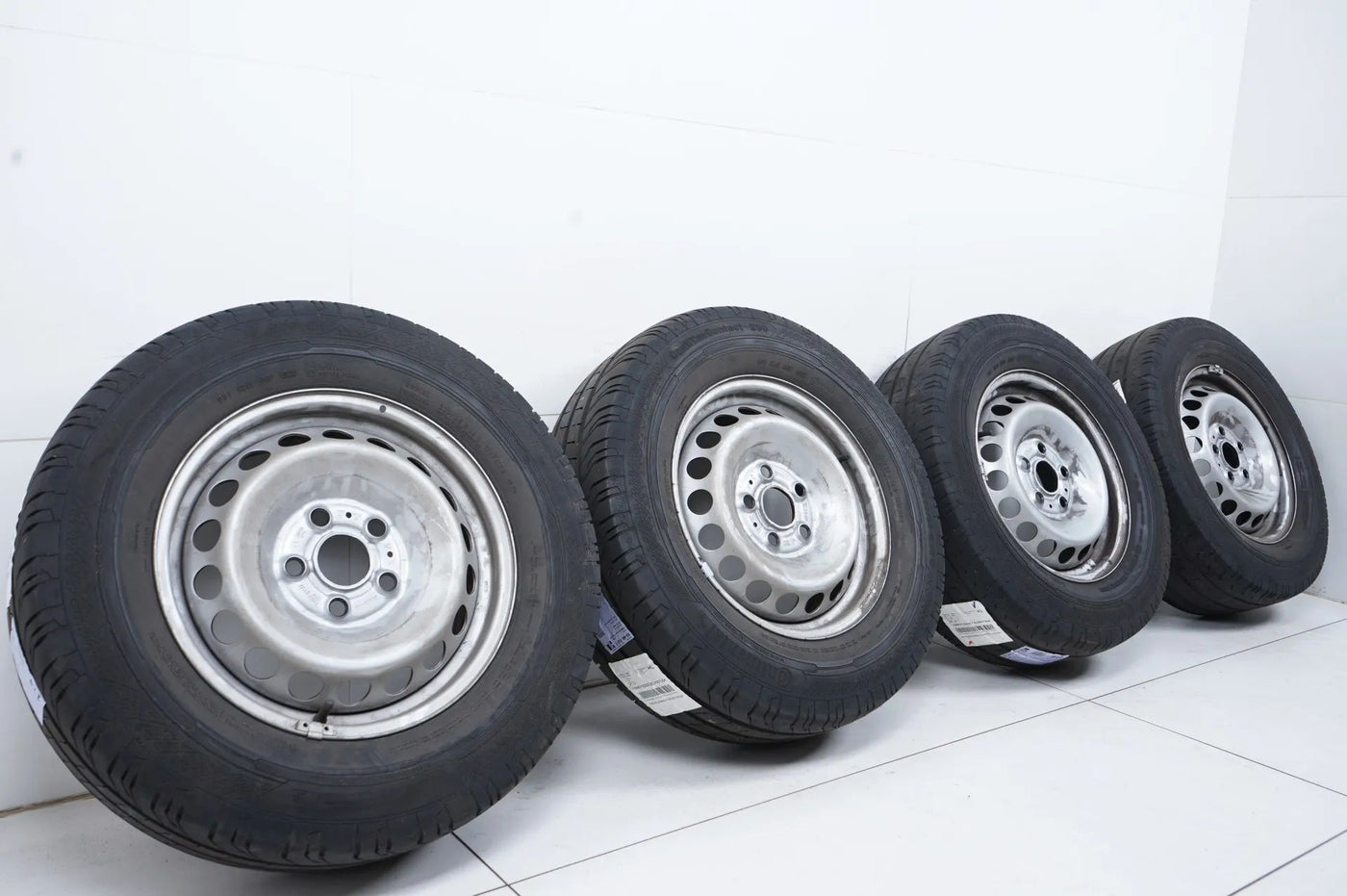 VW Volkswagen Crafter rims summer tires 235 65 16C inch