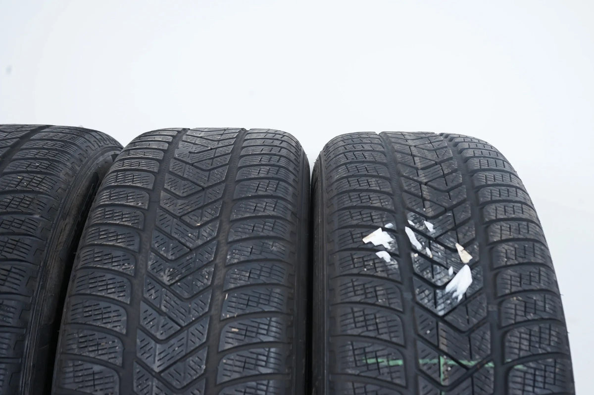 4 x winter tires Pirelli 235 60 18 inch DOT20 approx. 4-6mm MO Detailansicht 5