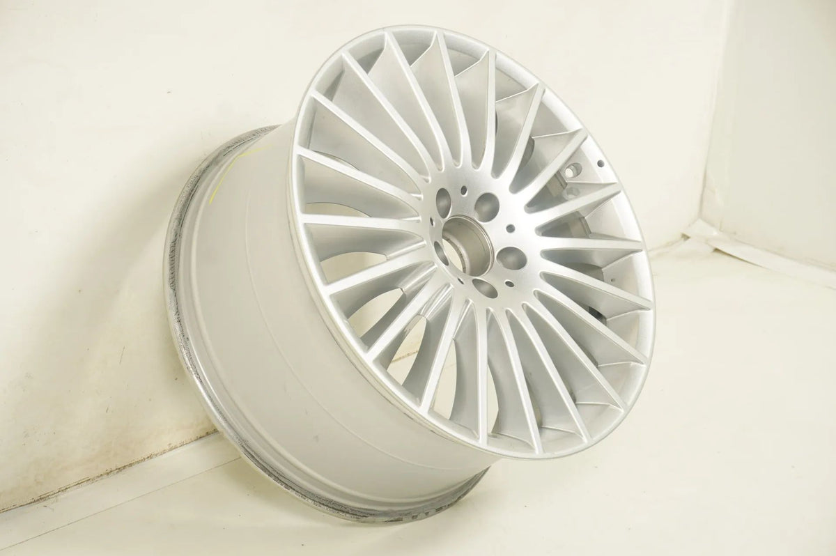 1 jante en aluminium Mercedes Classe S W222 18 pouces A2224011602 9,5J Detailansicht 2