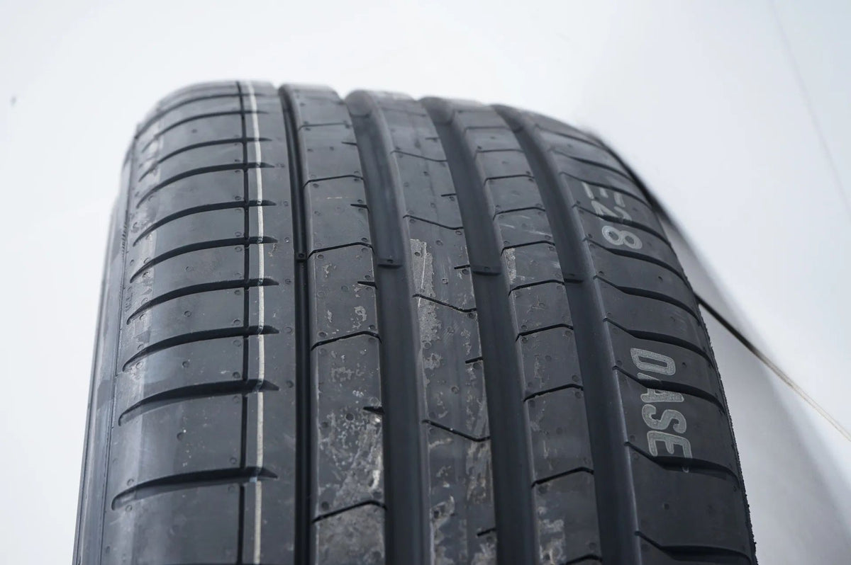 NEW Mercedes E-Class W213 Summer Wheels Summer Tires 19 Inch Detailansicht 12