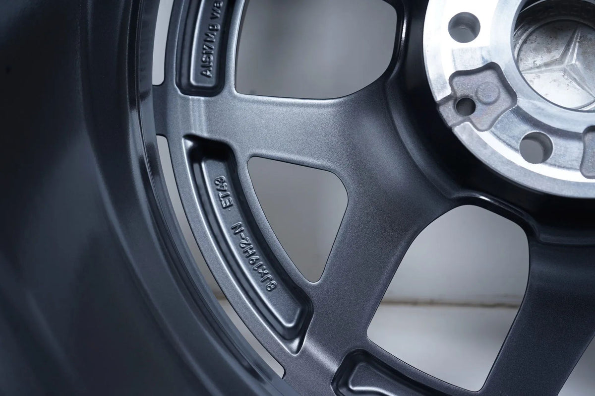 NEW Mercedes E-Class W213 Summer Wheels Summer Tires 19 Inch Detailansicht 16