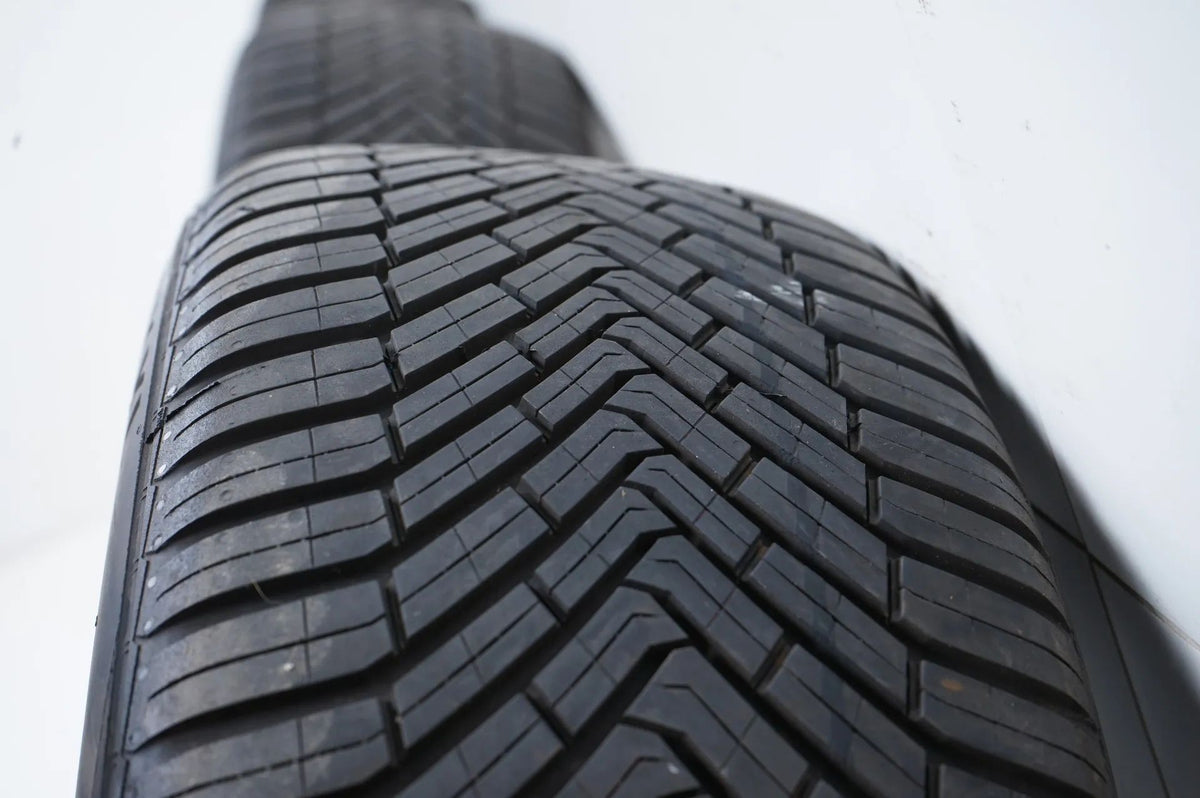 Mercedes A-Class W177 B247 Winter Wheels All-Weather Tires 18 Inch Detailansicht 19