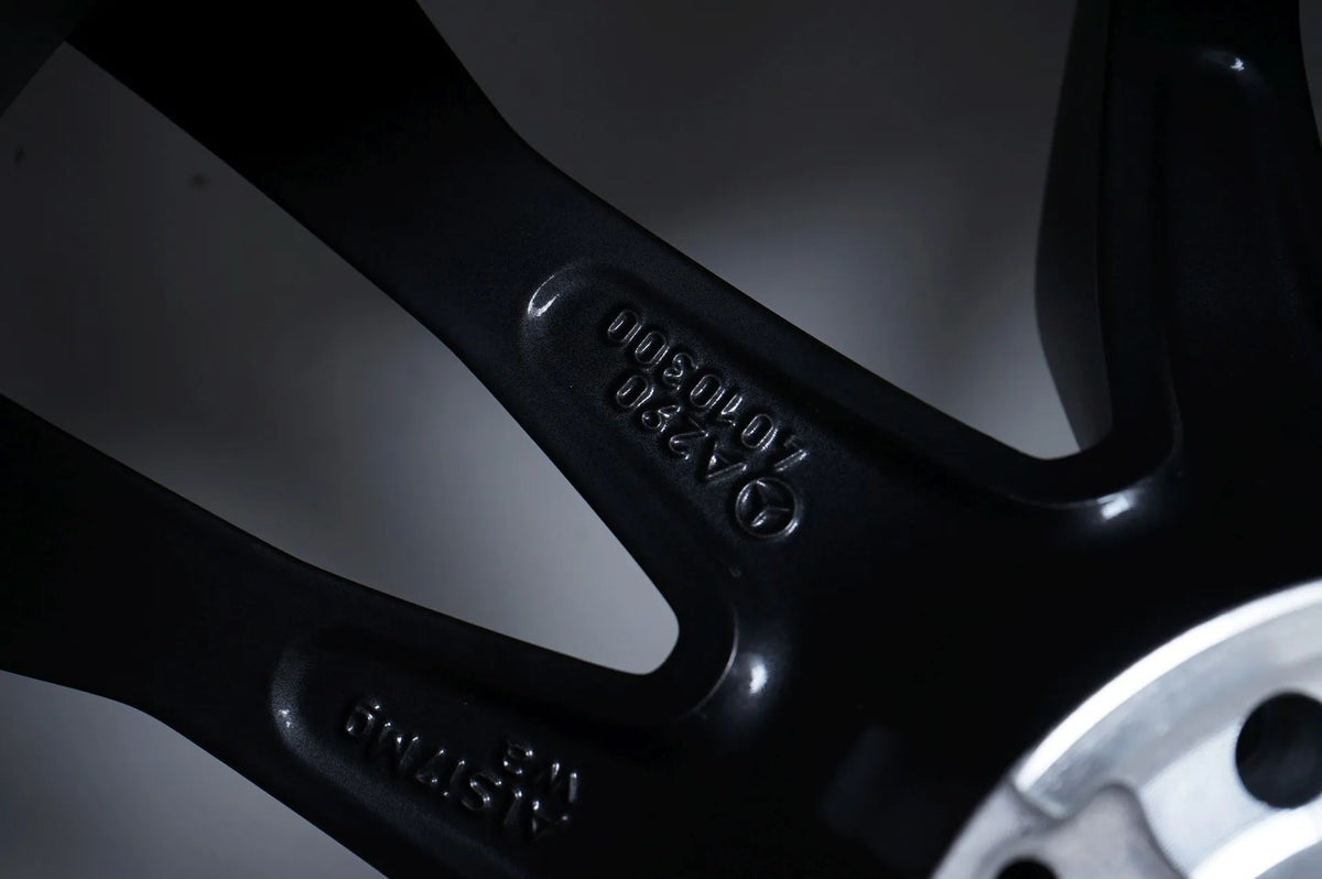New Mercedes AMG GT W290 summer wheels, summer tires, 19 inch Detailansicht 13