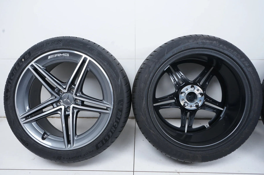 Mercedes AMG GT 4 porte X290 W290, cerchi in lega da 20 pollici, ruote estive, pneumatici estivi 7 mm