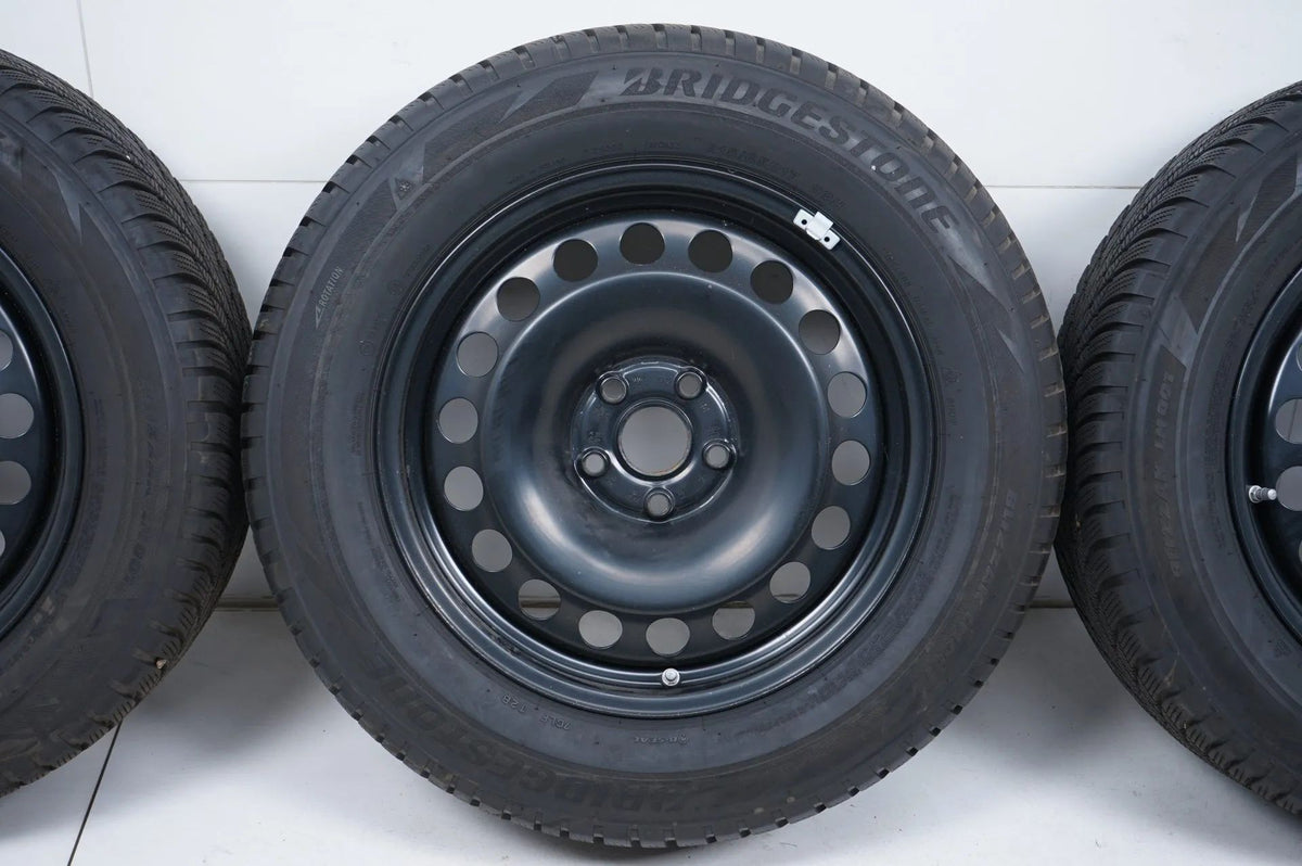 Audi Q3 83A F3 winter tires/wheels 215/65/17 inch Detailansicht 4