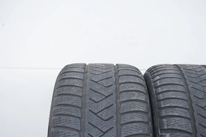 2 x Winterreifen Pirelli 225/45 R18 18 Zoll DOT21 ca.3mm MO RFT