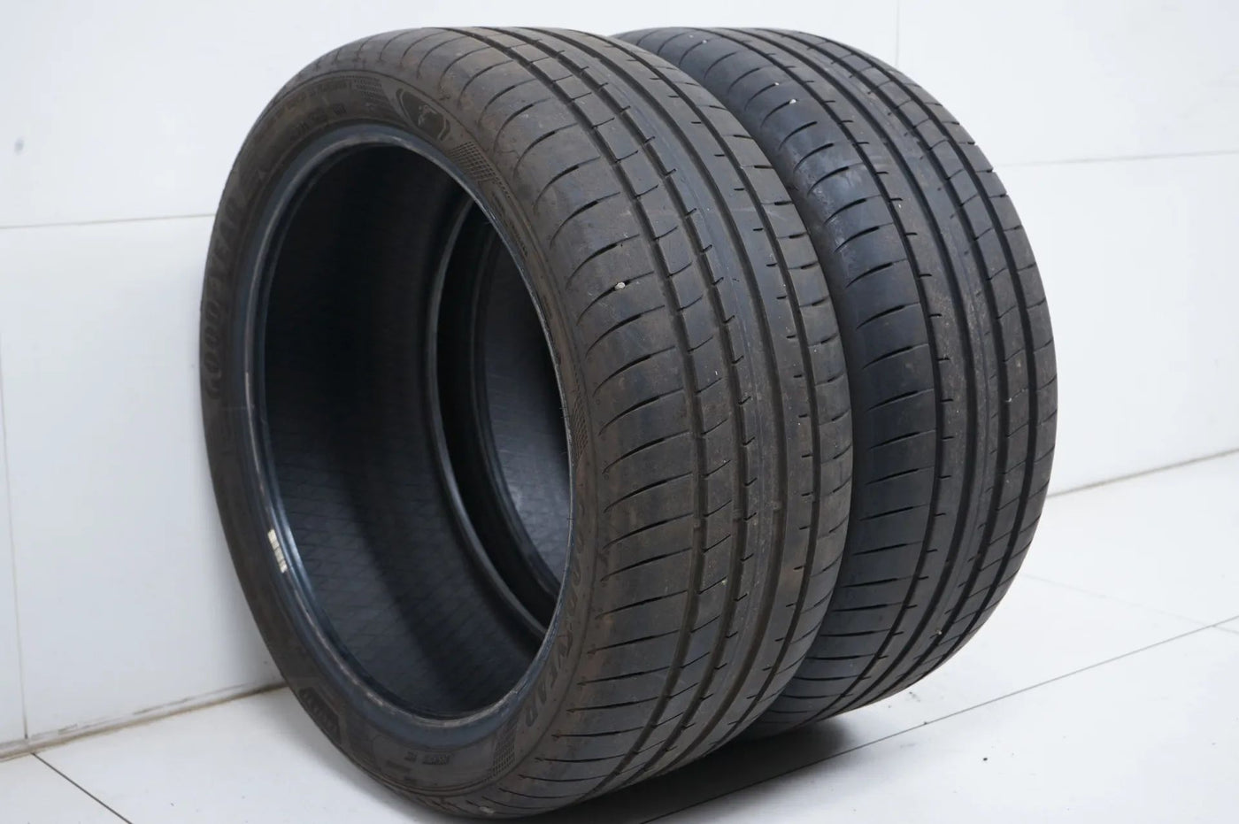 2 x Sommerreifen Goodyear 245 40 19 Zoll DOT22/20 ca.5mm