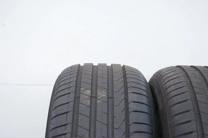 2 x pneus été Pirelli 235 55 18 pouces DOT20 env. 6mm