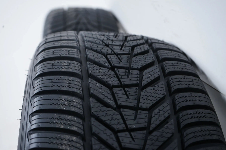 NEW BMW 1 Series F70 Winter Wheels Winter Tires 225 45 18 inch