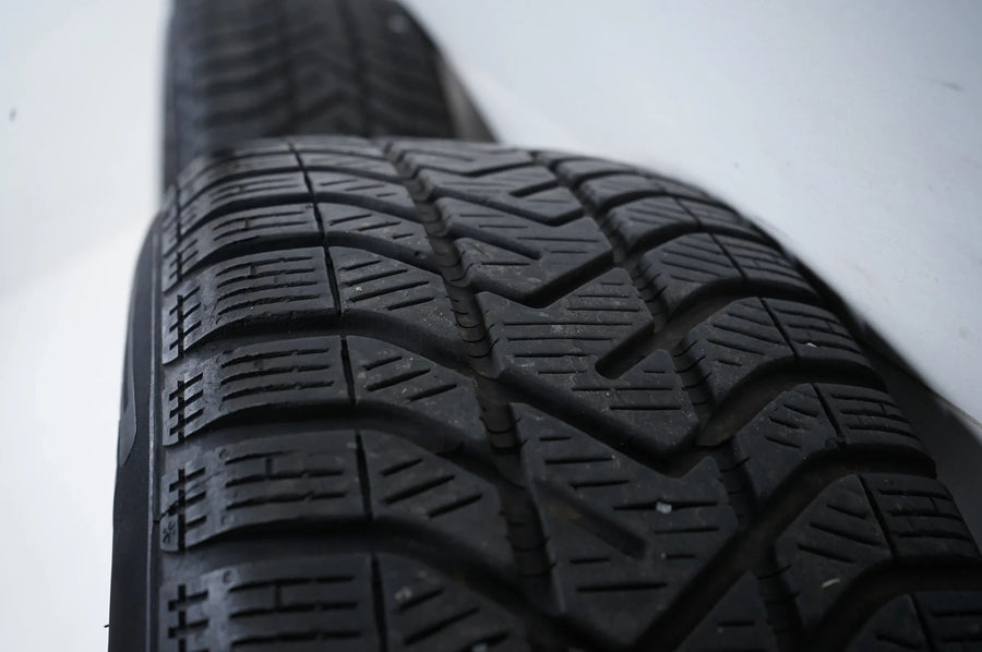 Audi A1 GB winter tires/wheels 195/60/16 inch