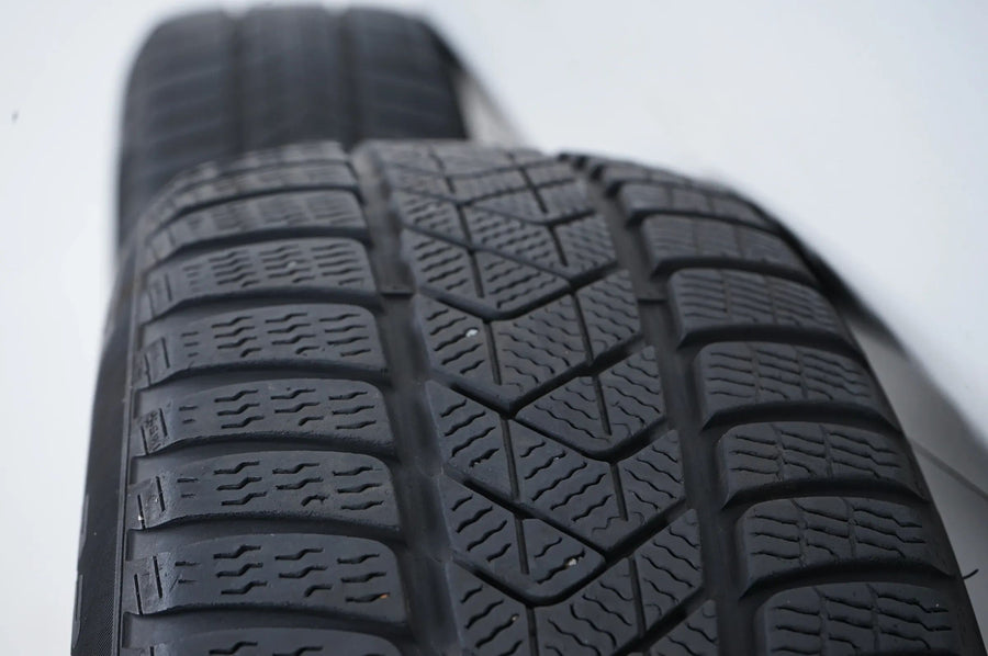 Pneus hiver BMW X3 X4 G01 G02, jantes hiver 225/60/18 pouces
