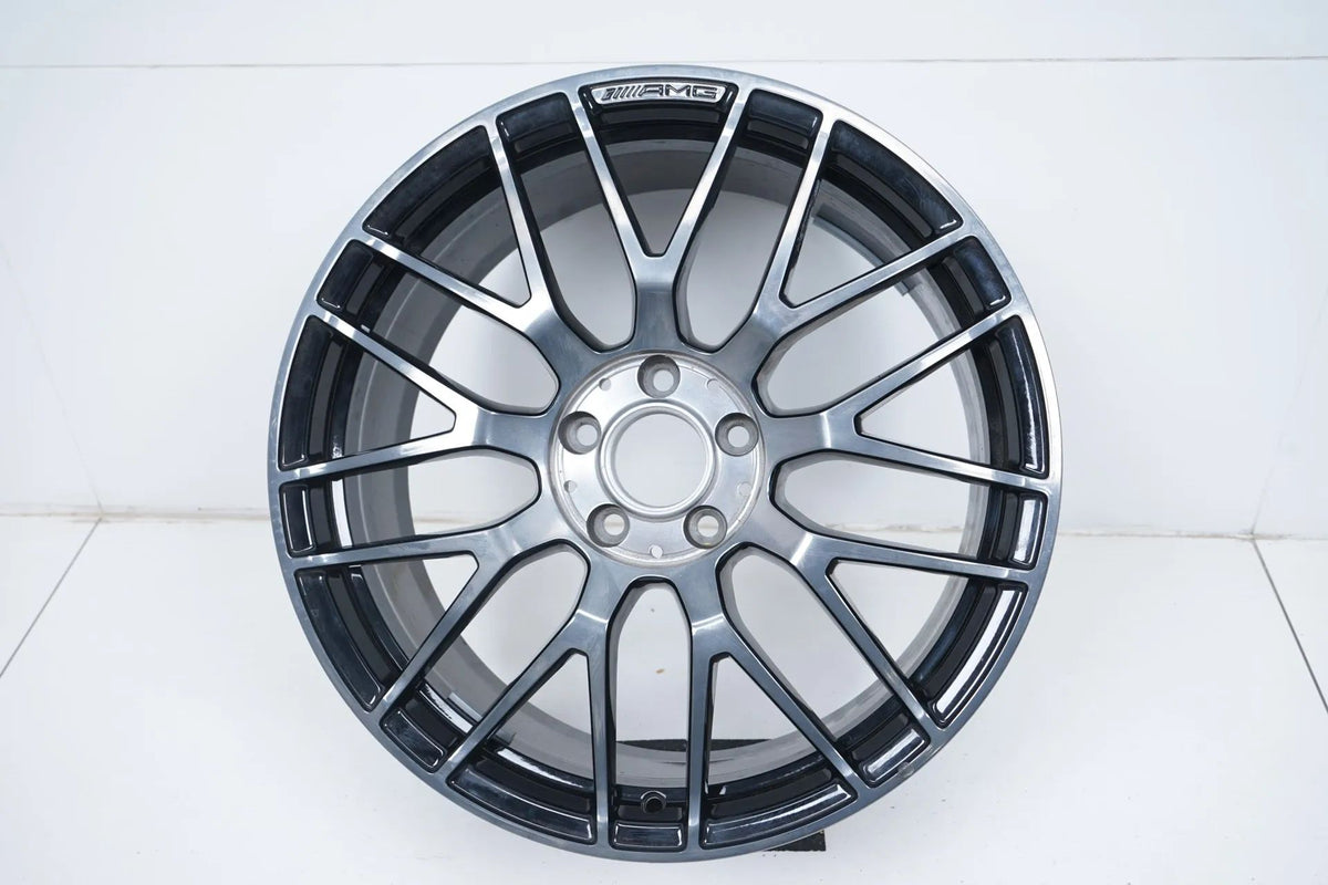 1 x Mercedes GT GTS W190 C190 hliníkový disk 19 palců A1904010700 9J Detailní zobrazení 2