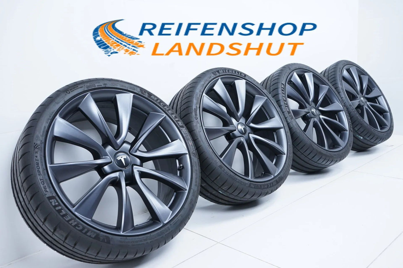 Tesla Model 3 summer tires, summer wheels, 235/35/20 inch, 7mm tread depth