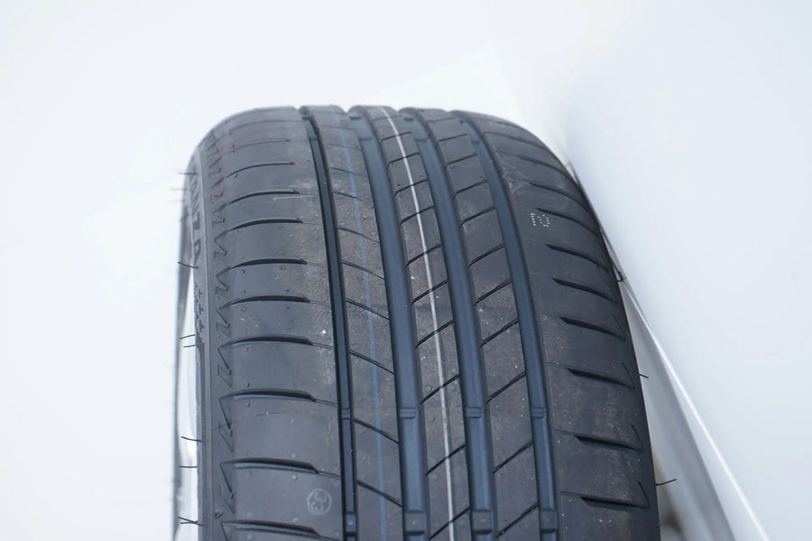 New MINI Clubman F54 summer tires, summer wheels 225 45 17 inch