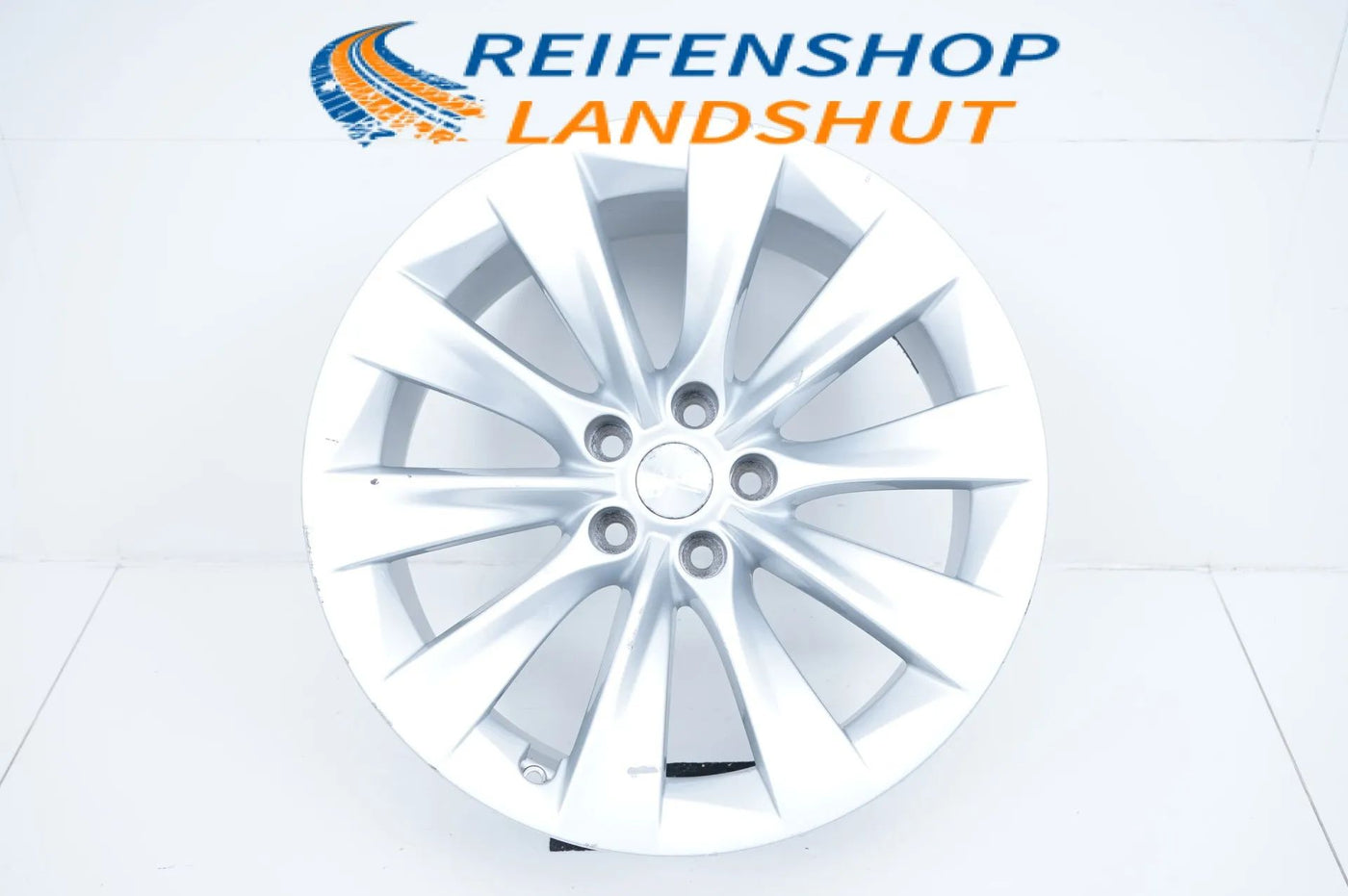 1 x Original Tesla Model X Alloy Wheel 20 Inch 1027225-00-A 10J ET35