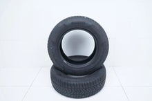 2 pneumatici invernali Pirelli 235 65 17 pollici DOT18 MO, circa 5 mm