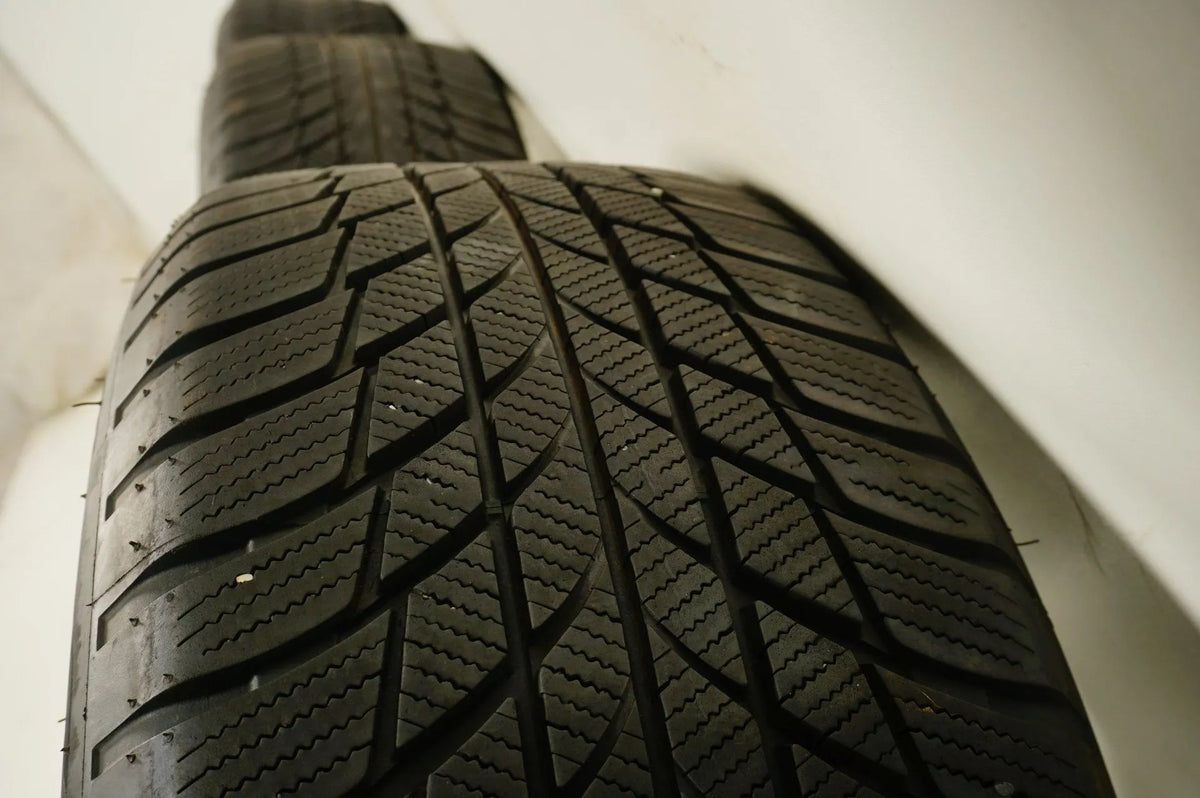 MINI Countryman F60 winter tires/wheels 225/55/17 inch Detailansicht 9