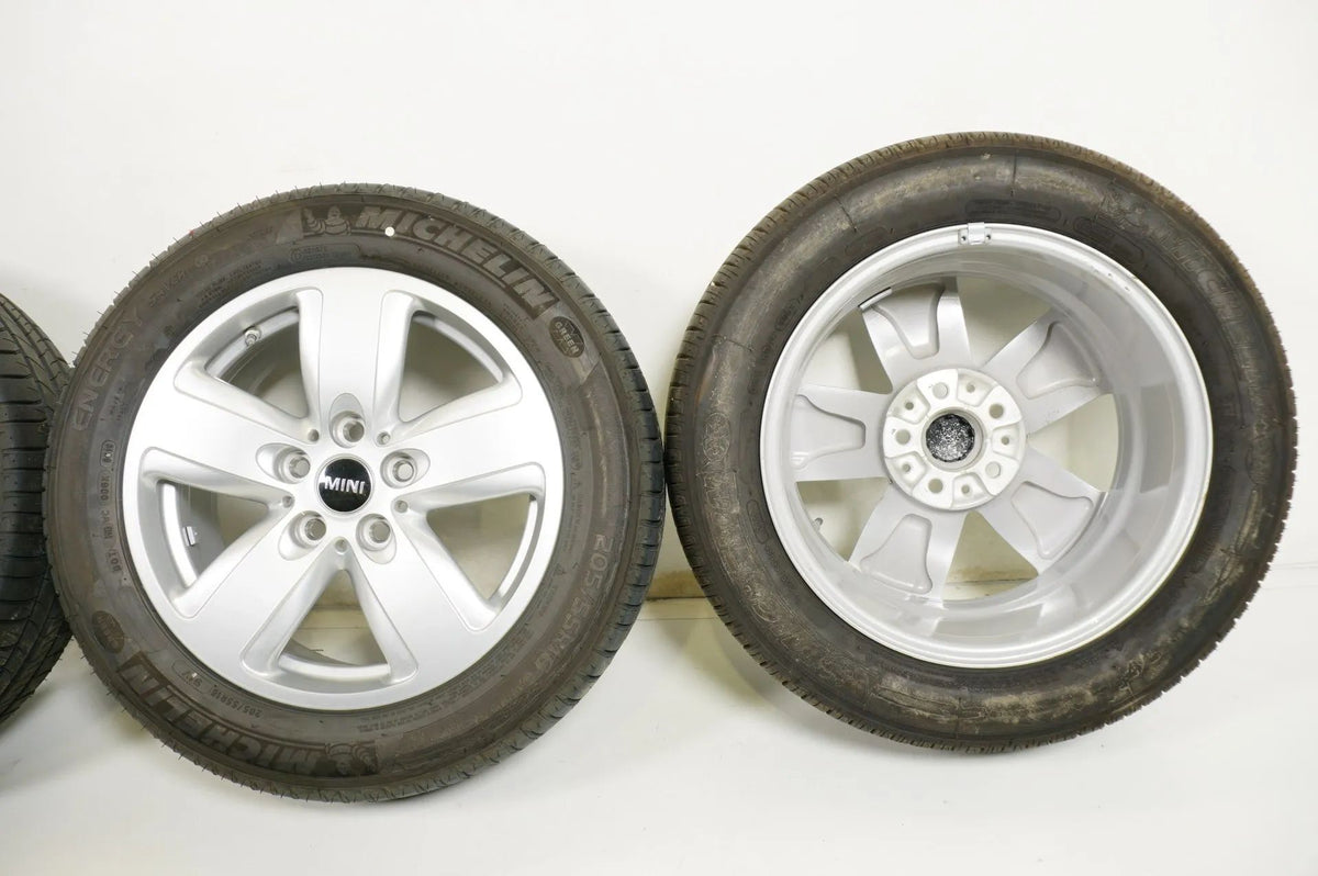 MINI Clubman F54 summer tires, summer wheels 205/55 R16 inch Detailansicht 15
