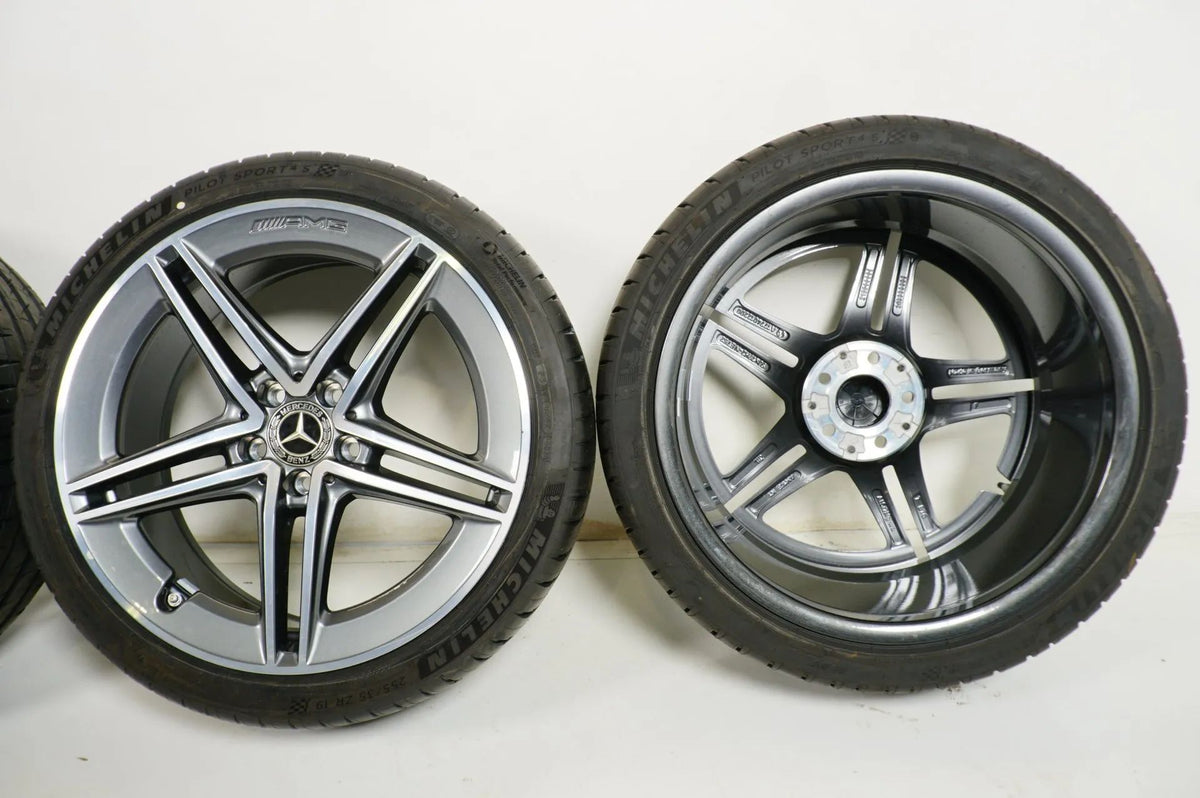 Mercedes CLA45 W118 C118 summer wheels summer tires 255 35 19 inch Detailansicht 16