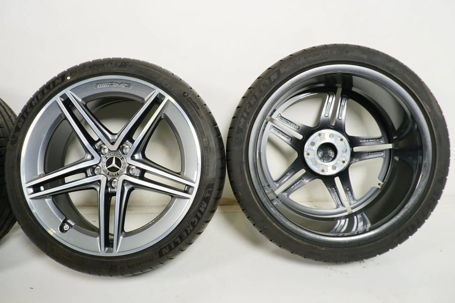 Mercedes CLA45 W118 C118 summer wheels summer tires 255 35 19 inch