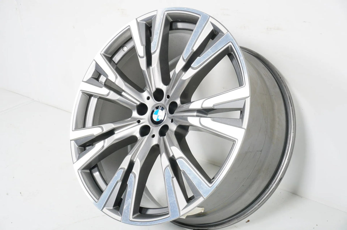 1 x Original BMW X7 G07 Alloy Wheel 22 Inch 756 6885462 10.5J Detailansicht 4