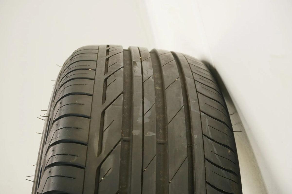 MINI Countryman F60 summer tires, summer wheels 225 55 17 inch Detailansicht 12