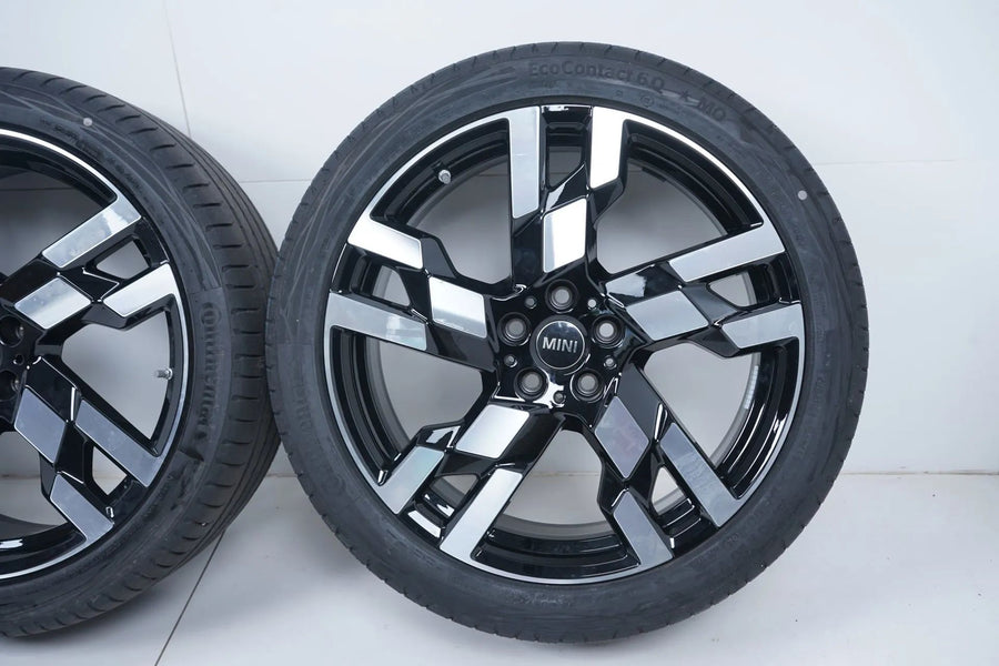 MINI Countryman U25 BMW X1 U11 Summer Wheels 245 40 20 inch